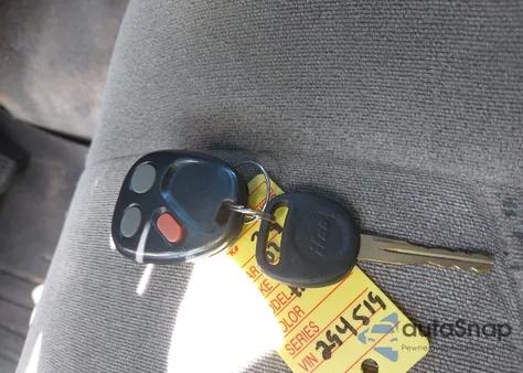 2003 Chevrolet Tahoe Ls z USA, uszkodzony, nr VIN 1GNEC13V43R294519